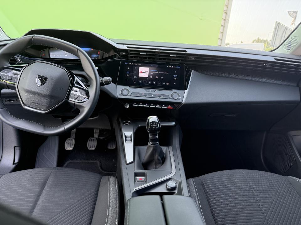 peugeot-308-2024-gasolina-1199cc
