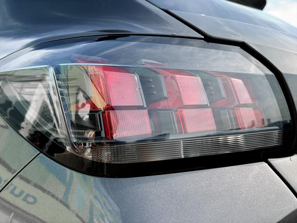 peugeot-208-2023-gasolina-1199cc