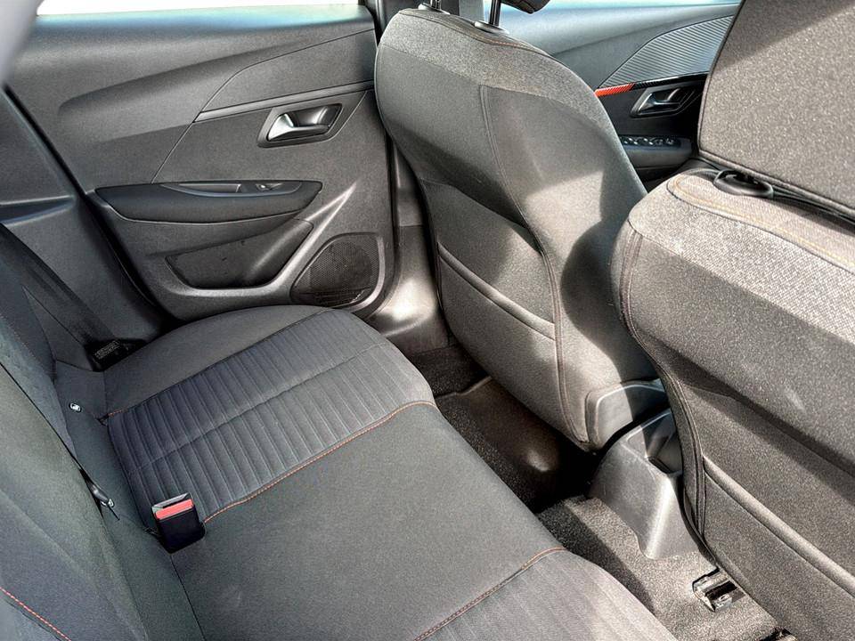 peugeot-208-2023-gasolina-1199cc