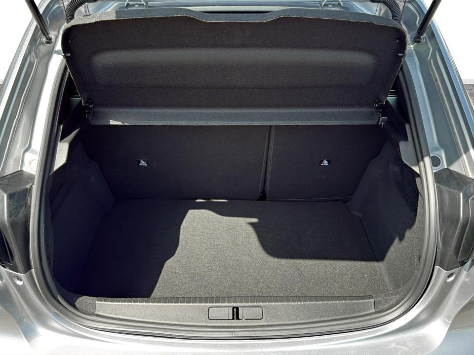 peugeot-e-208-2024-eletrico-0cc