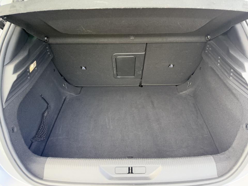 peugeot-308-2024-gasolina-1199cc