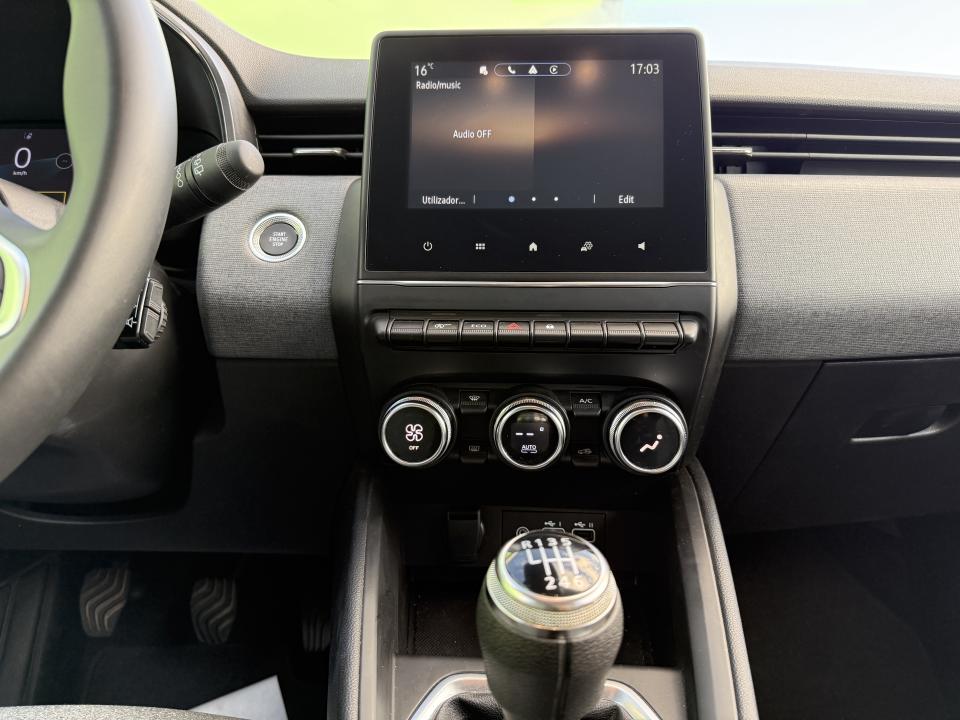 mitsubishi-colt-2024-gasolina-999cc
