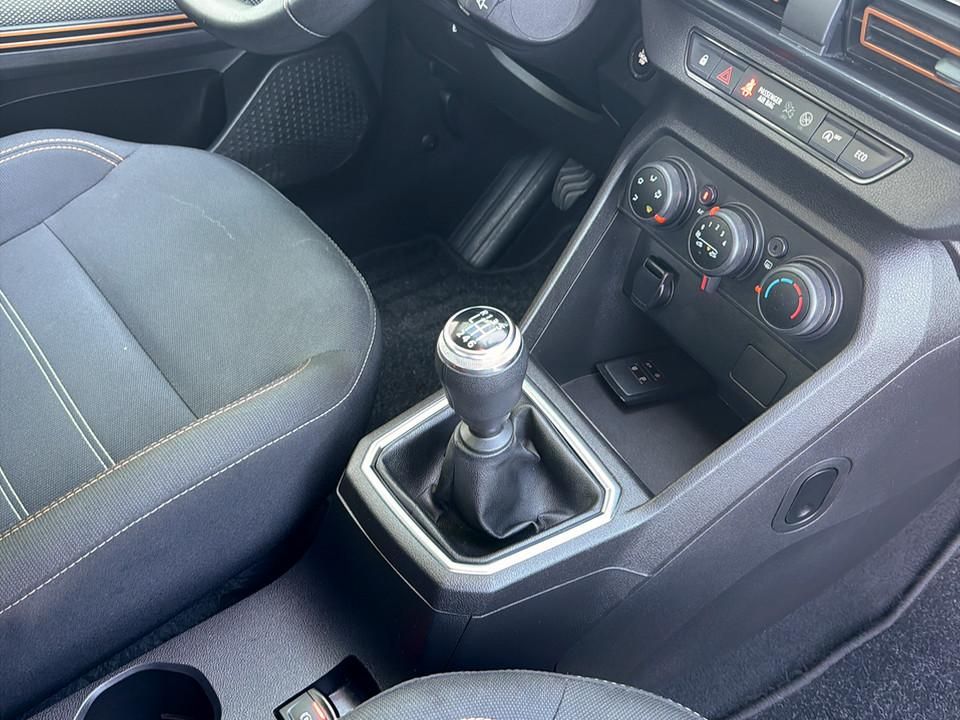 dacia-sandero-2022-gasolina-999cc