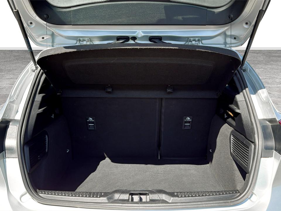 ford-focus-2023-gasolina-998cc