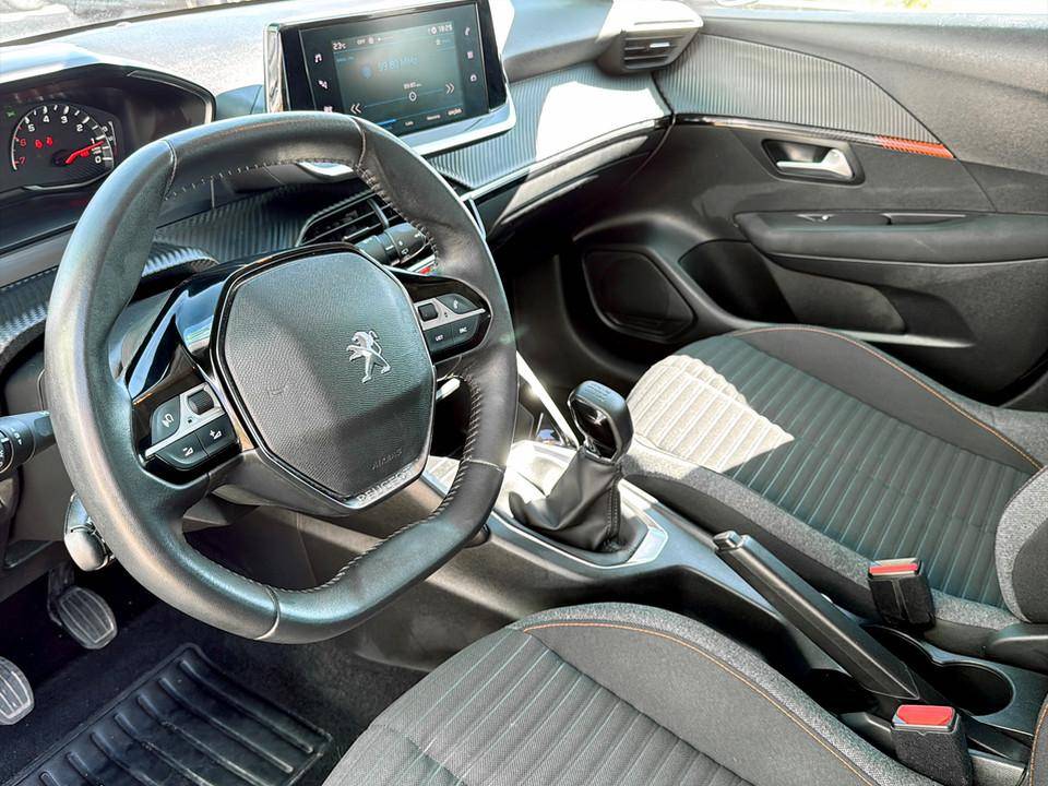peugeot-208-2023-gasolina-1199cc