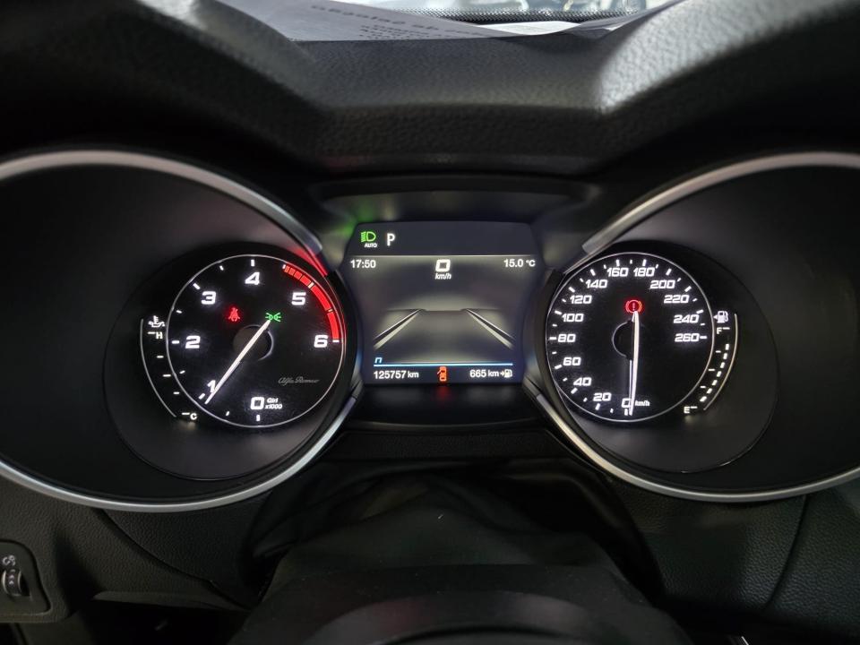 alfa-romeo-stelvio-2022-diesel-2143cc