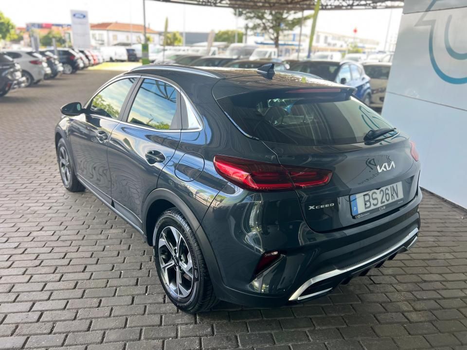 kia-xceed-2025-gasolina-998cc