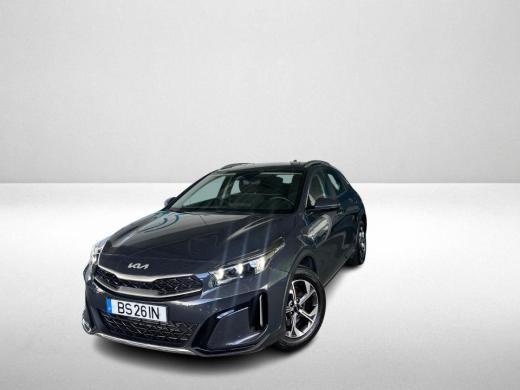 kia-xceed-2025-gasolina-998cc