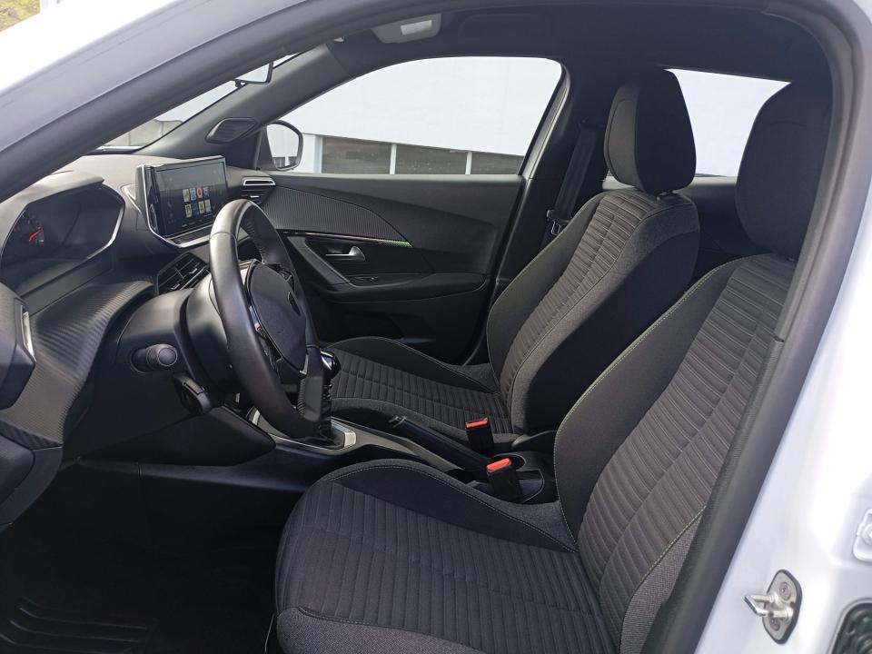 peugeot-2008-2024-gasolina-1199cc