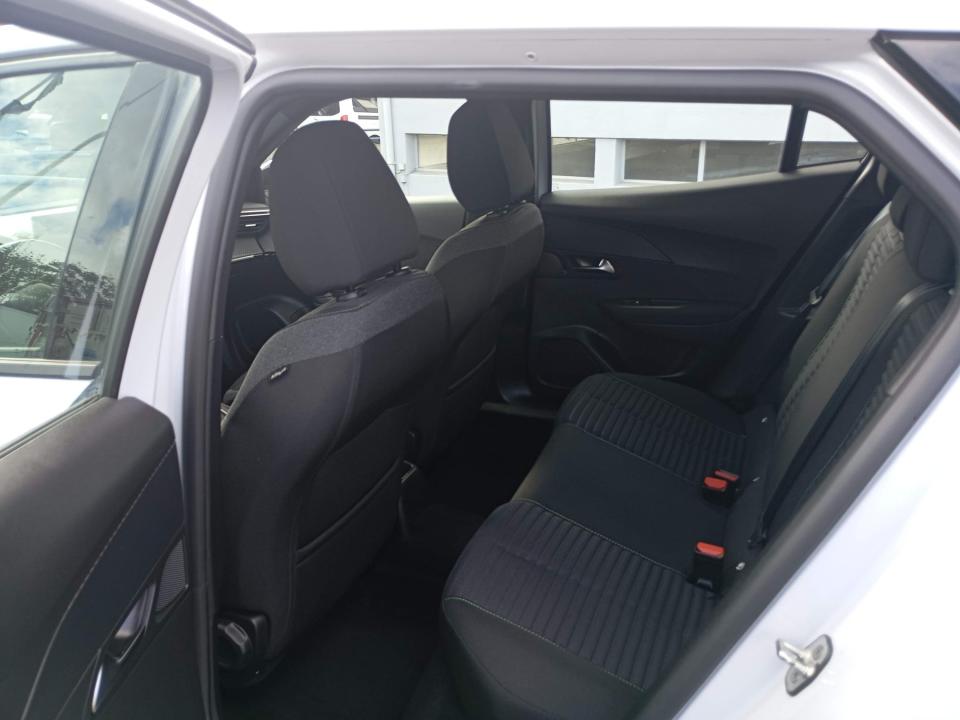 peugeot-2008-2024-gasolina-1199cc