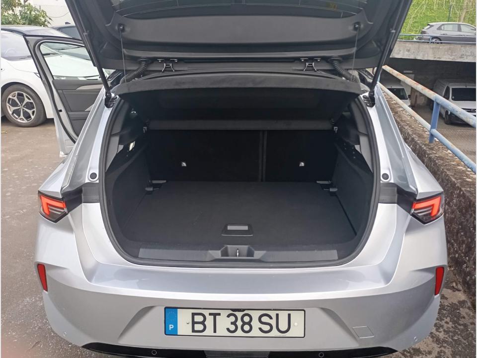 opel-astra-2025-gasolina-1199cc