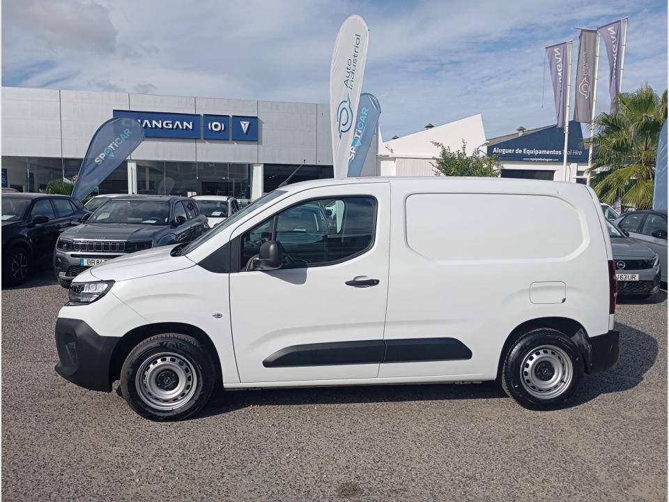 opel-combo-2025-diesel-1499cc