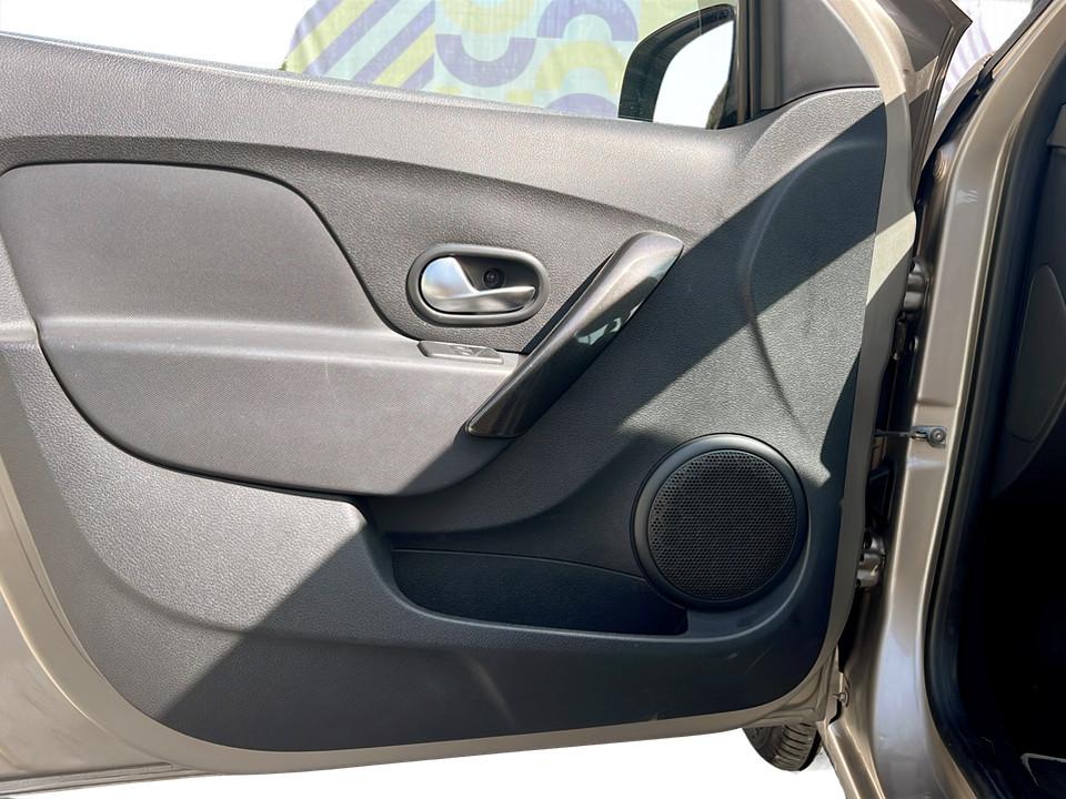 dacia-sandero-2019-gasolina-898cc