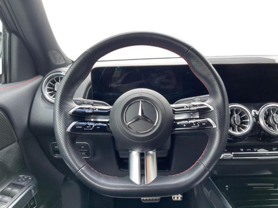 mercedes-benz-glb-2025-diesel-1950cc