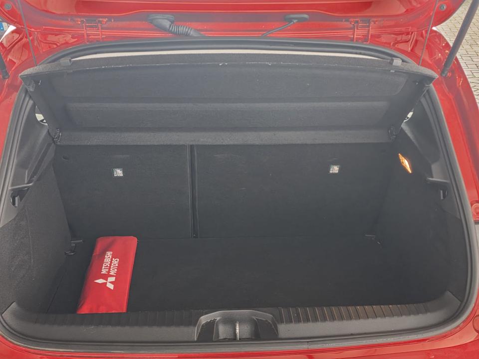 mitsubishi-colt-2025-gasolina-999cc