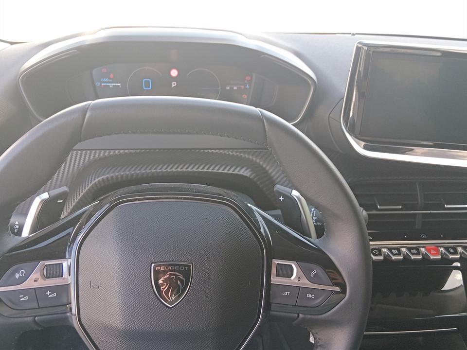 peugeot-208-2025-gasolina-1199cc