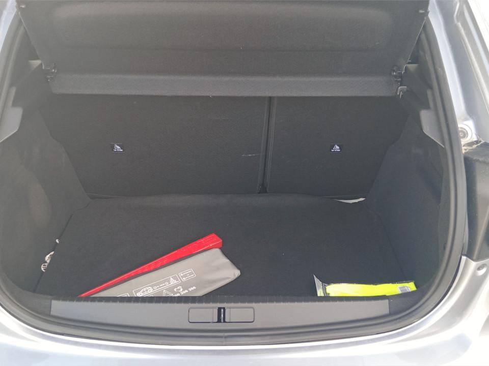 peugeot-208-2025-gasolina-1199cc