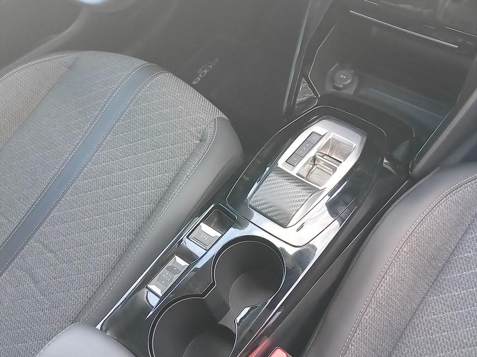 peugeot-208-2025-gasolina-1199cc