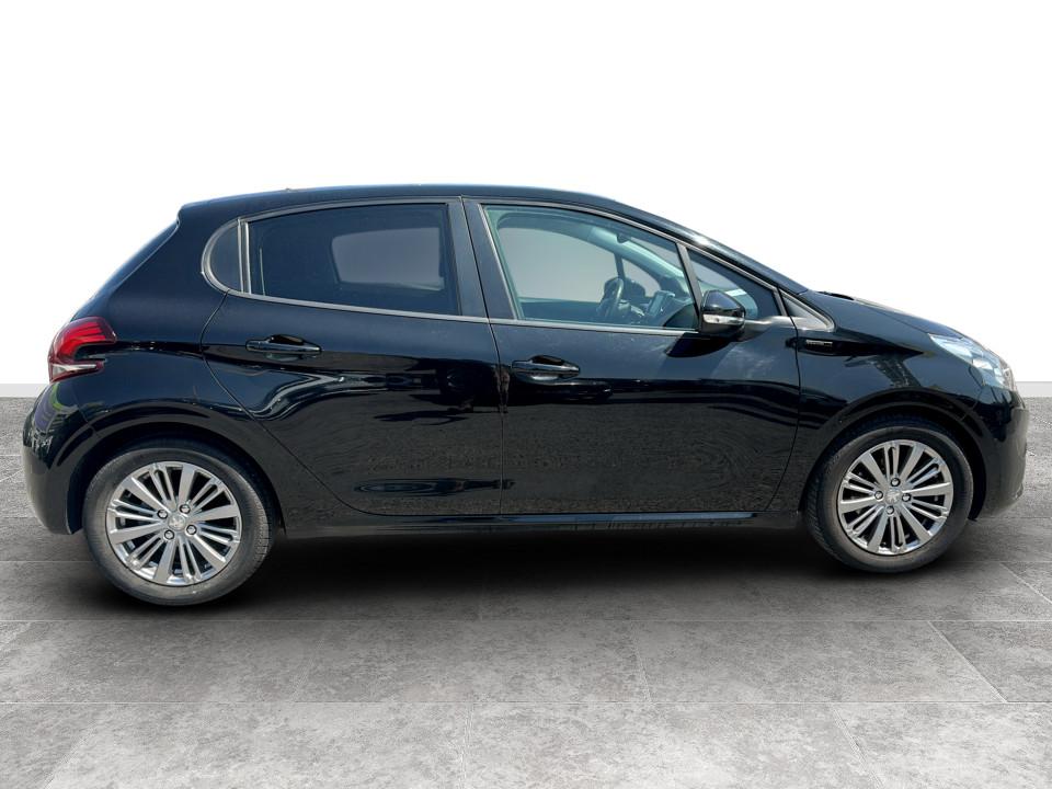 peugeot-208-2019-gasolina-1199cc