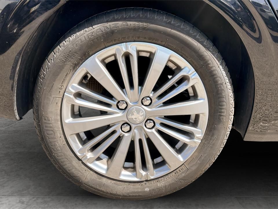 peugeot-208-2019-gasolina-1199cc