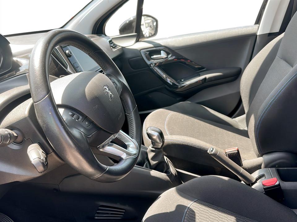peugeot-208-2019-gasolina-1199cc