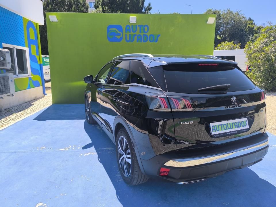 peugeot-3008-2023-hibrido-1598cc