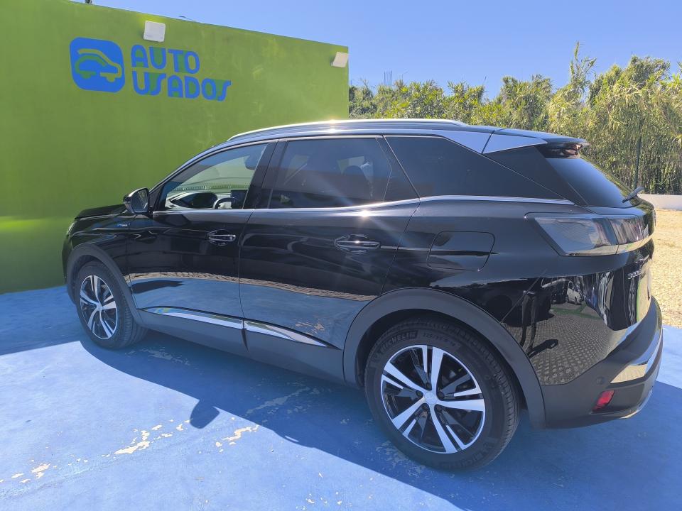 peugeot-3008-2023-hibrido-1598cc