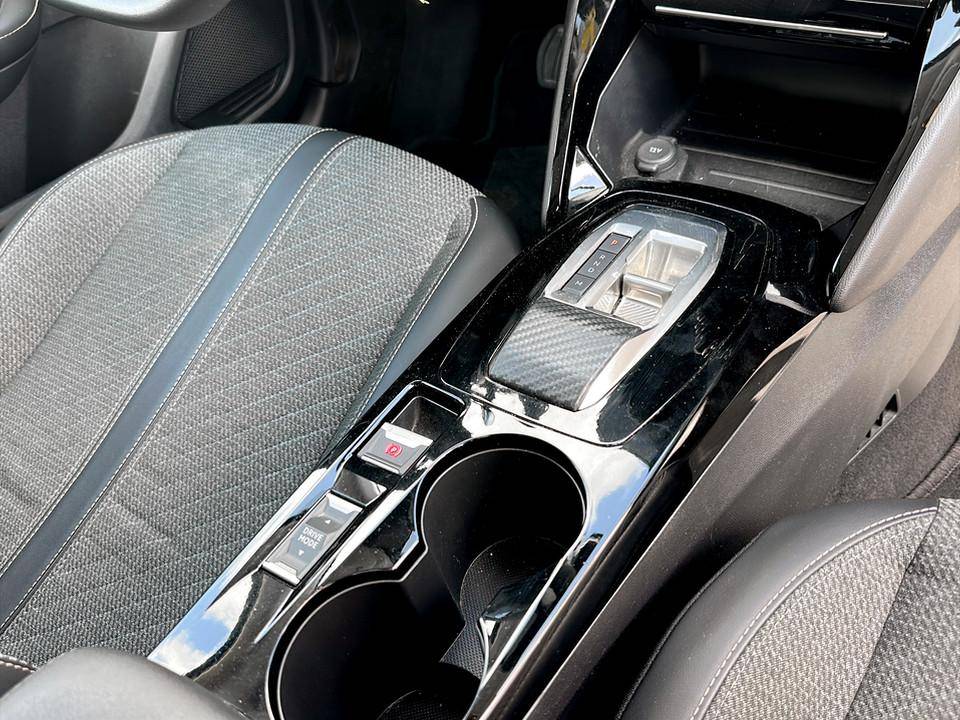peugeot-208-2025-gasolina-1199cc