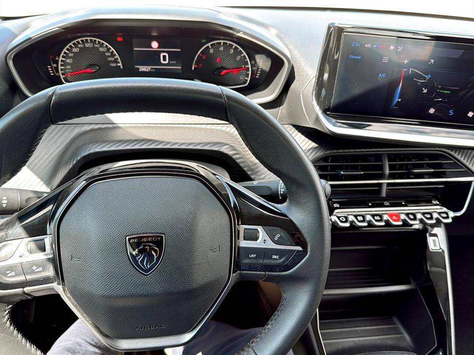 peugeot-208-2024-gasolina-1199cc