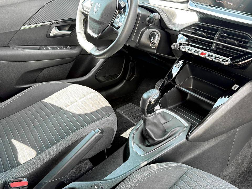 peugeot-208-2024-gasolina-1199cc