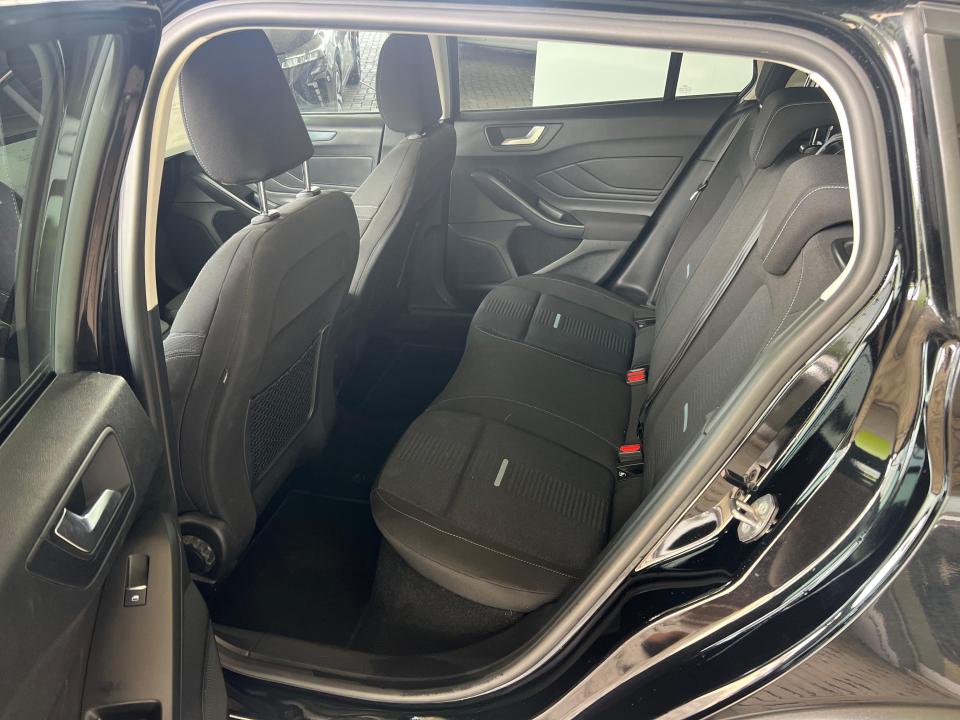 ford-focus-2023-gasolina-998cc