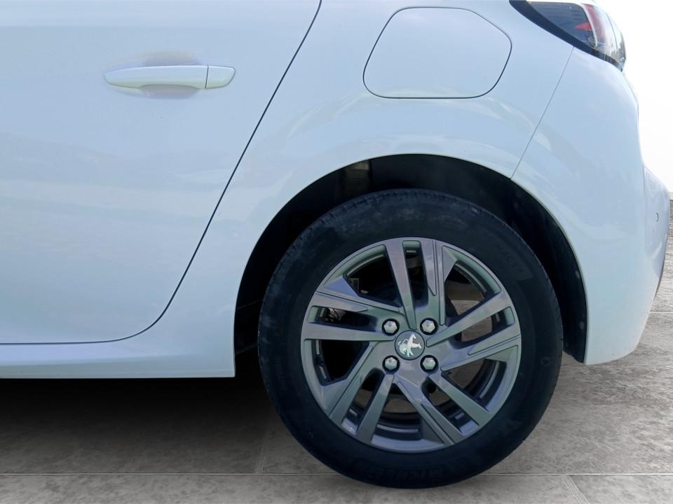 peugeot-208-2022-gasolina-1199cc