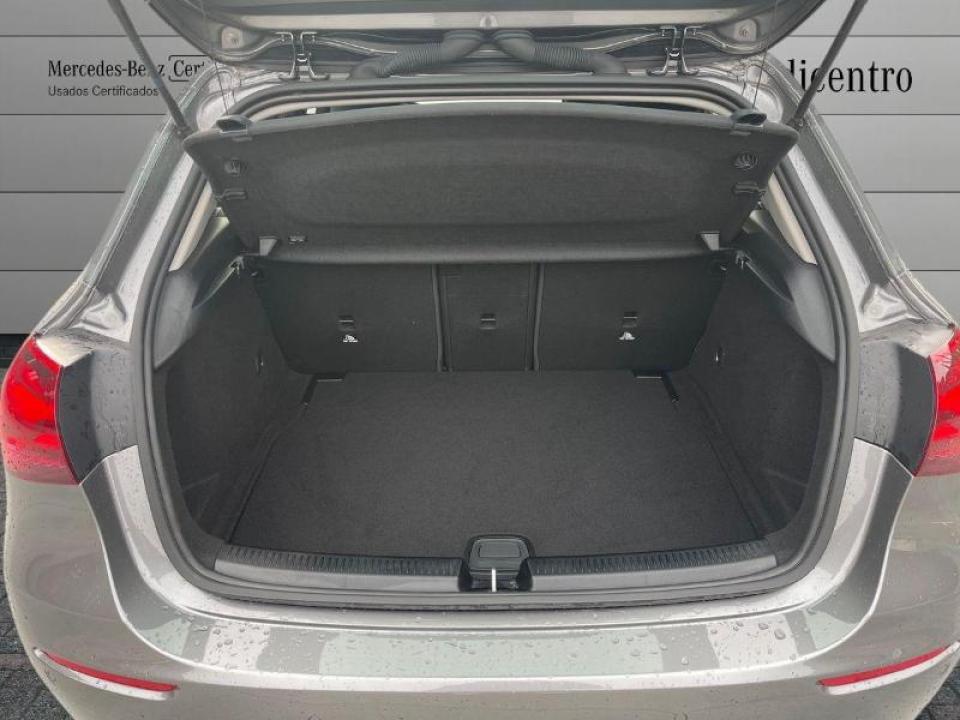 mercedes-benz-classe-a-2025-gasolina-1332cc