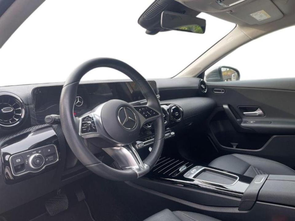 mercedes-benz-classe-a-2025-gasolina-1332cc