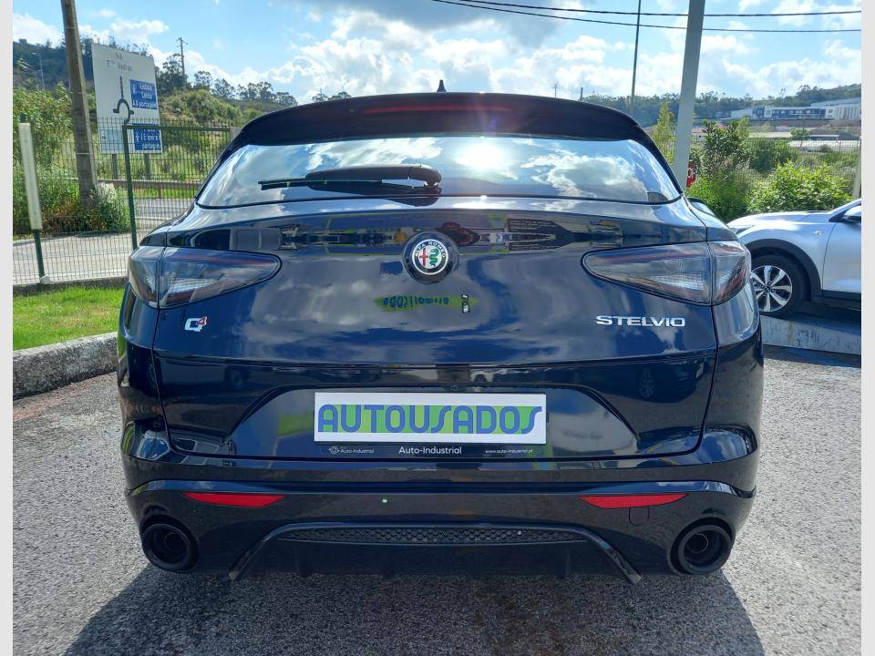 alfa-romeo-stelvio-2025-diesel-2143cc