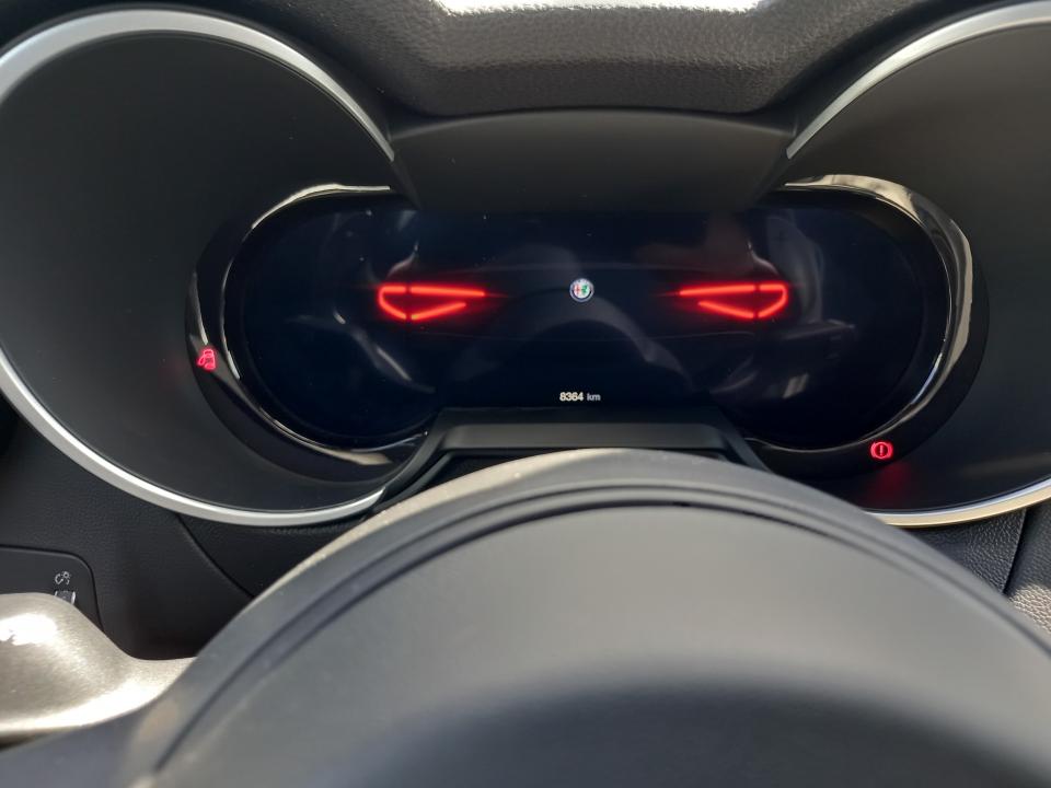 alfa-romeo-stelvio-2025-diesel-2143cc