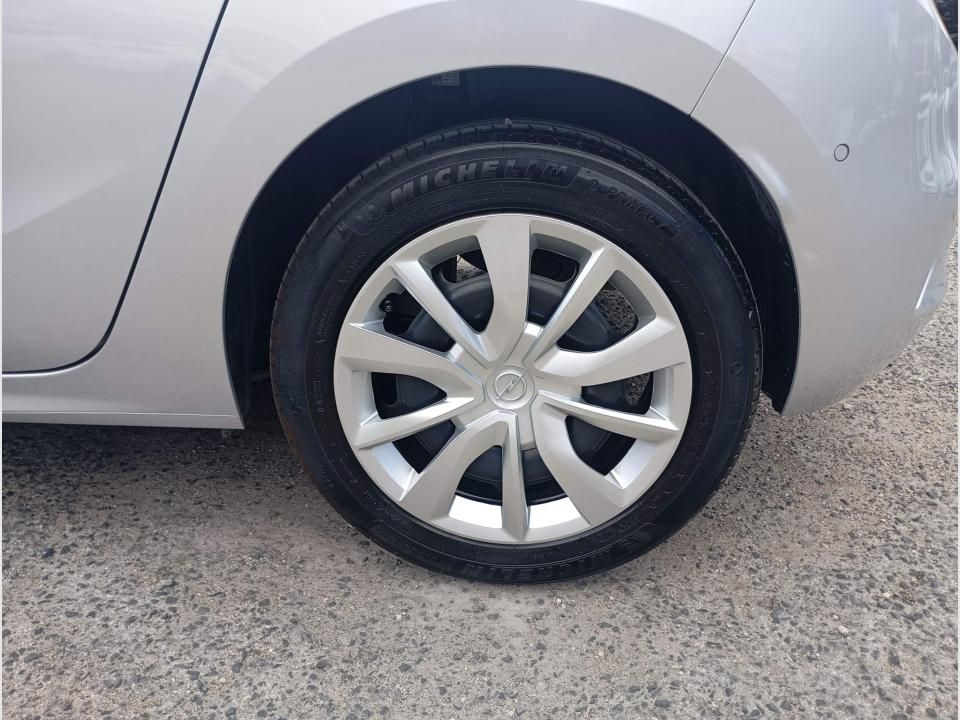opel-corsa-2025-gasolina-1199cc