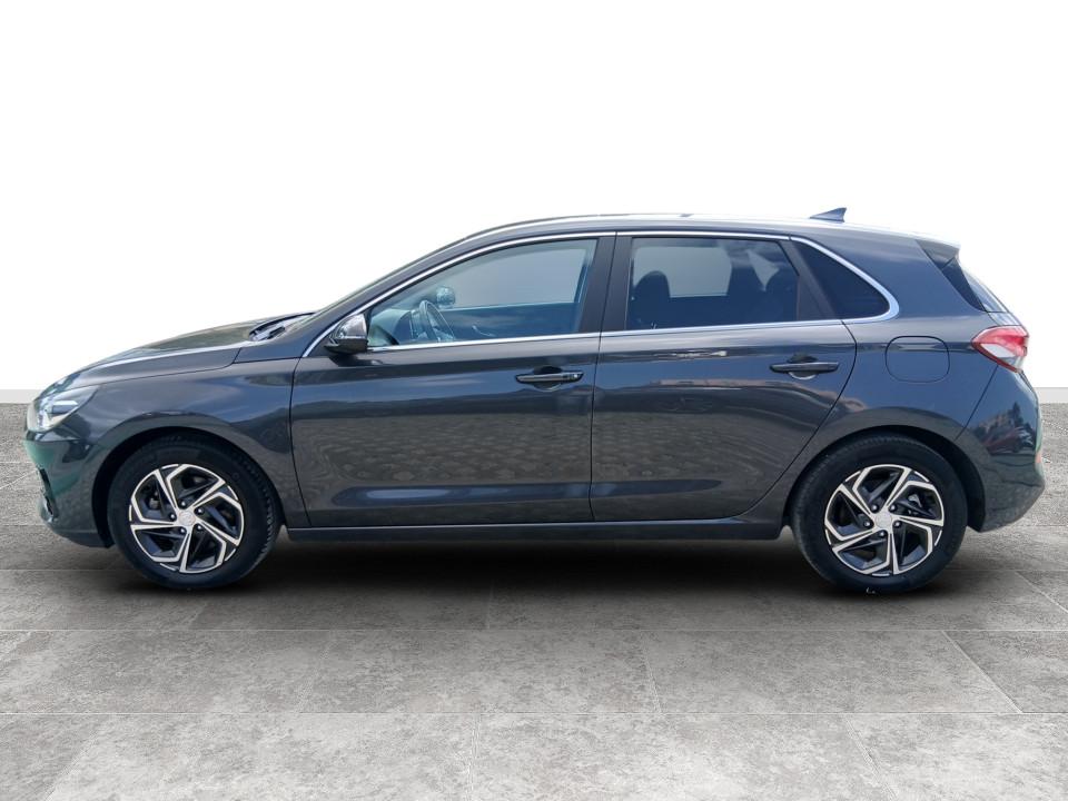 hyundai-i30-2023-gasolina-998cc