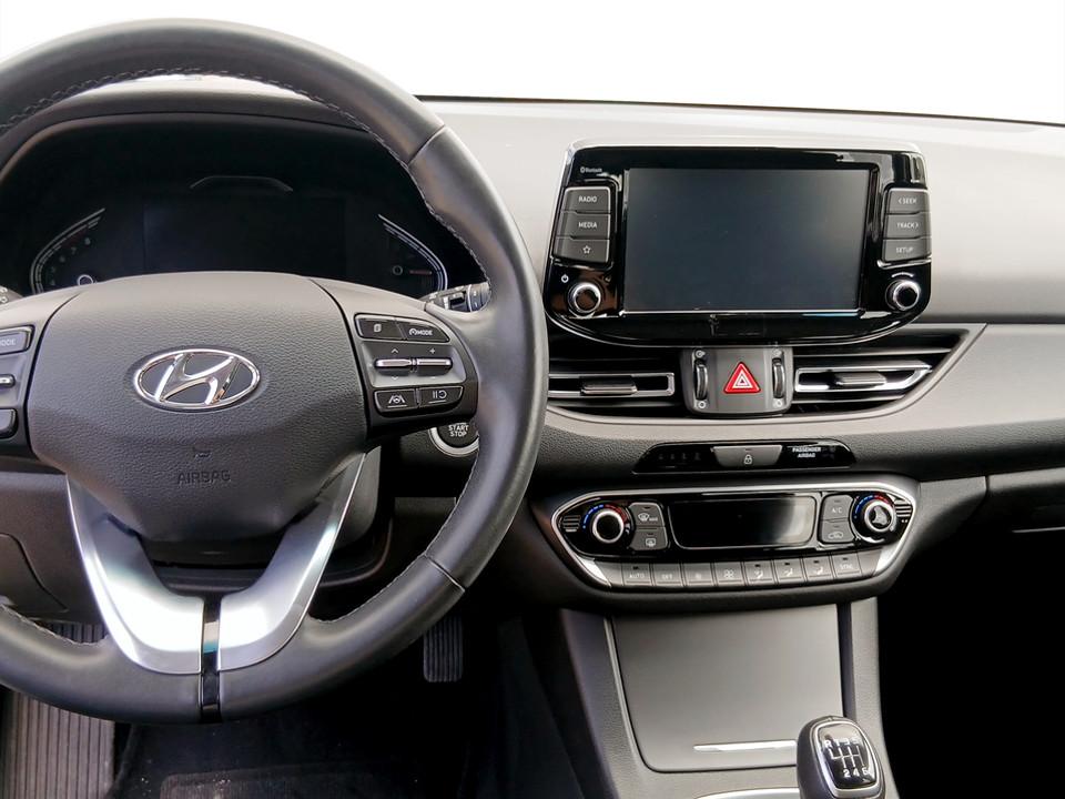 hyundai-i30-2023-gasolina-998cc