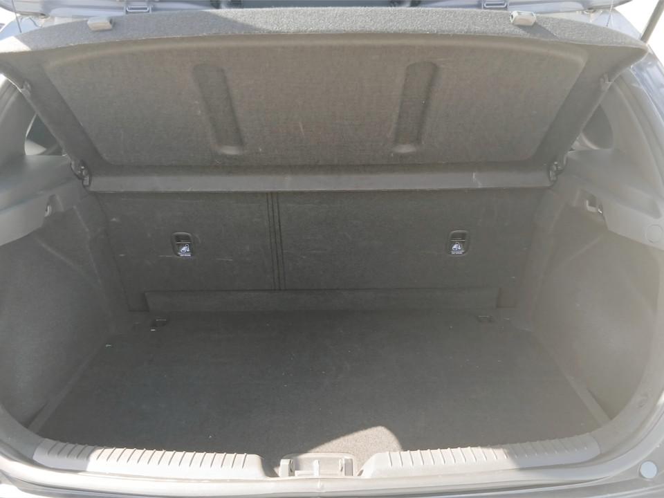 hyundai-i30-2023-gasolina-998cc