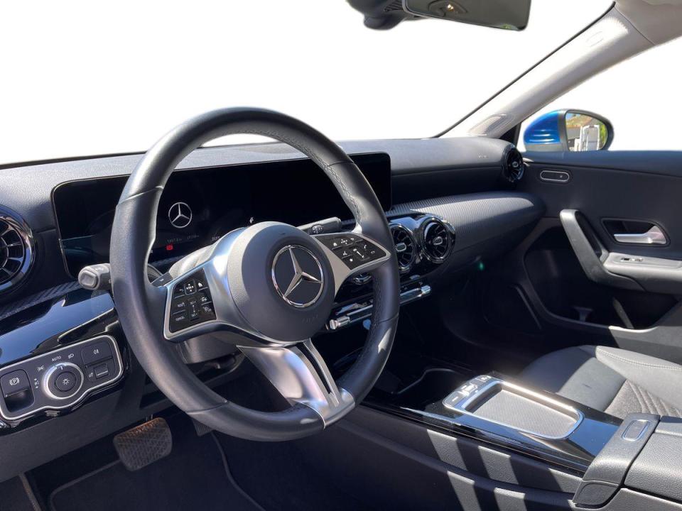 mercedes-benz-classe-a-2025-gasolina-1332cc