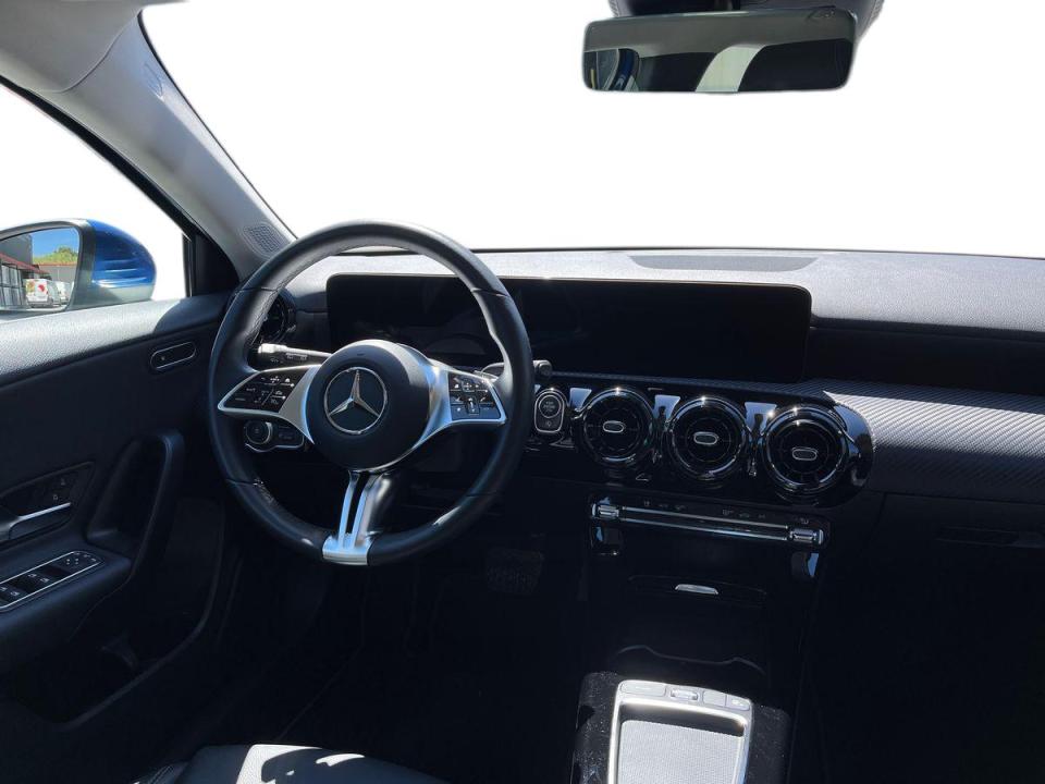 mercedes-benz-classe-a-2025-gasolina-1332cc
