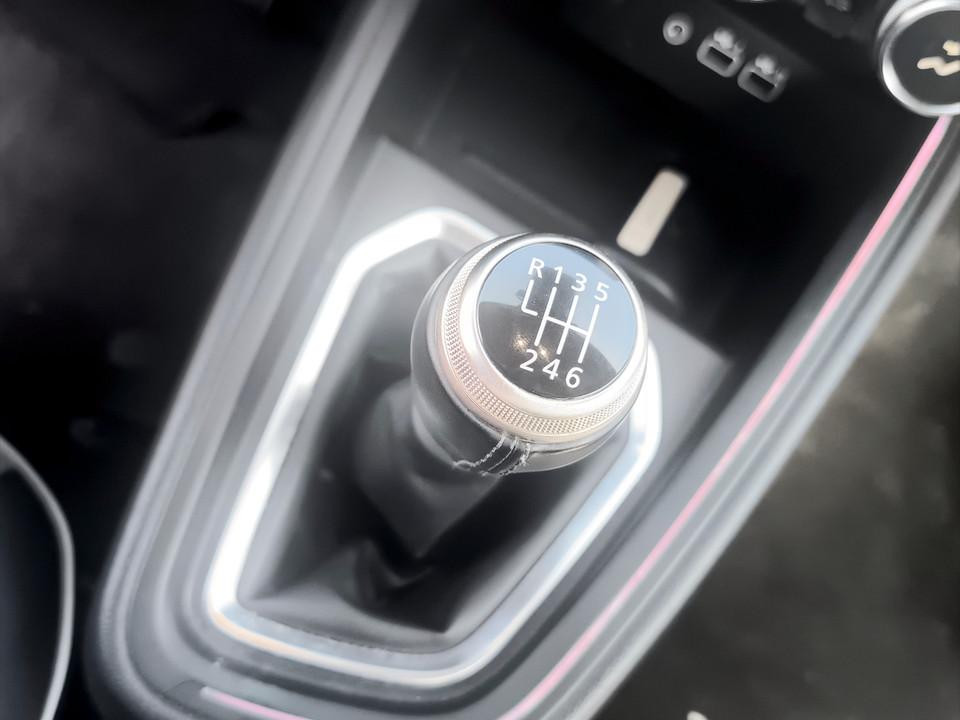 renault-clio-2024-gasolina-999cc