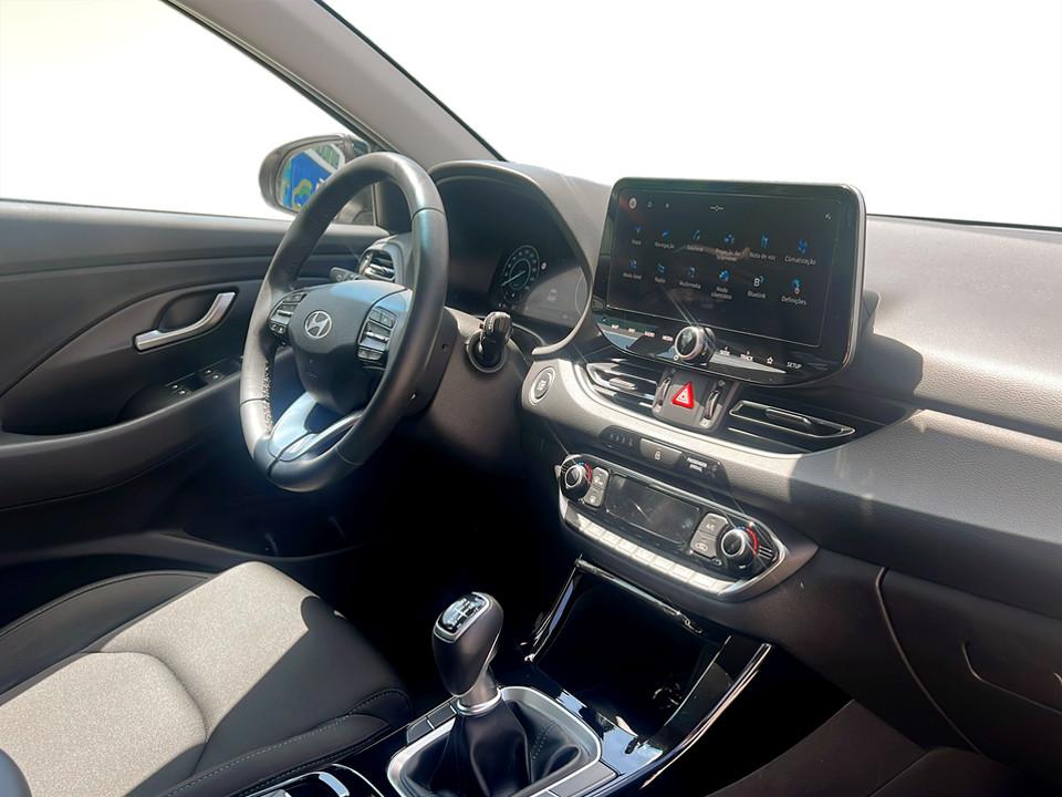 hyundai-i30-2024-gasolina-998cc