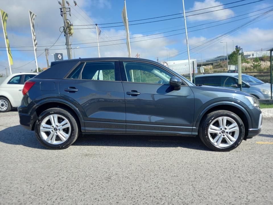 audi-q2-2024-gasolina-999cc