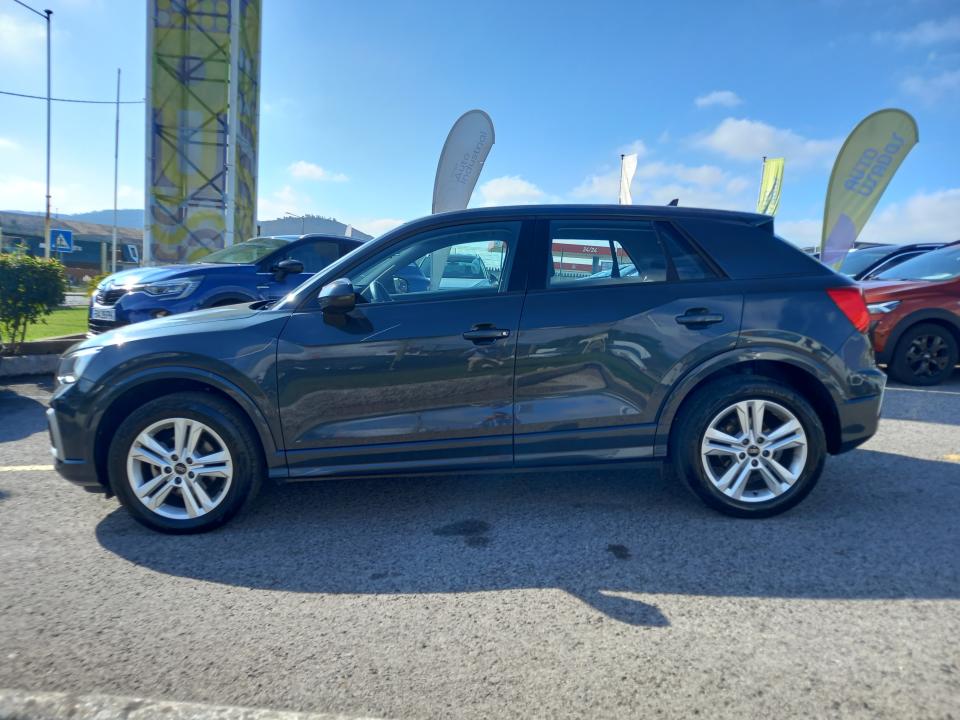 audi-q2-2024-gasolina-999cc