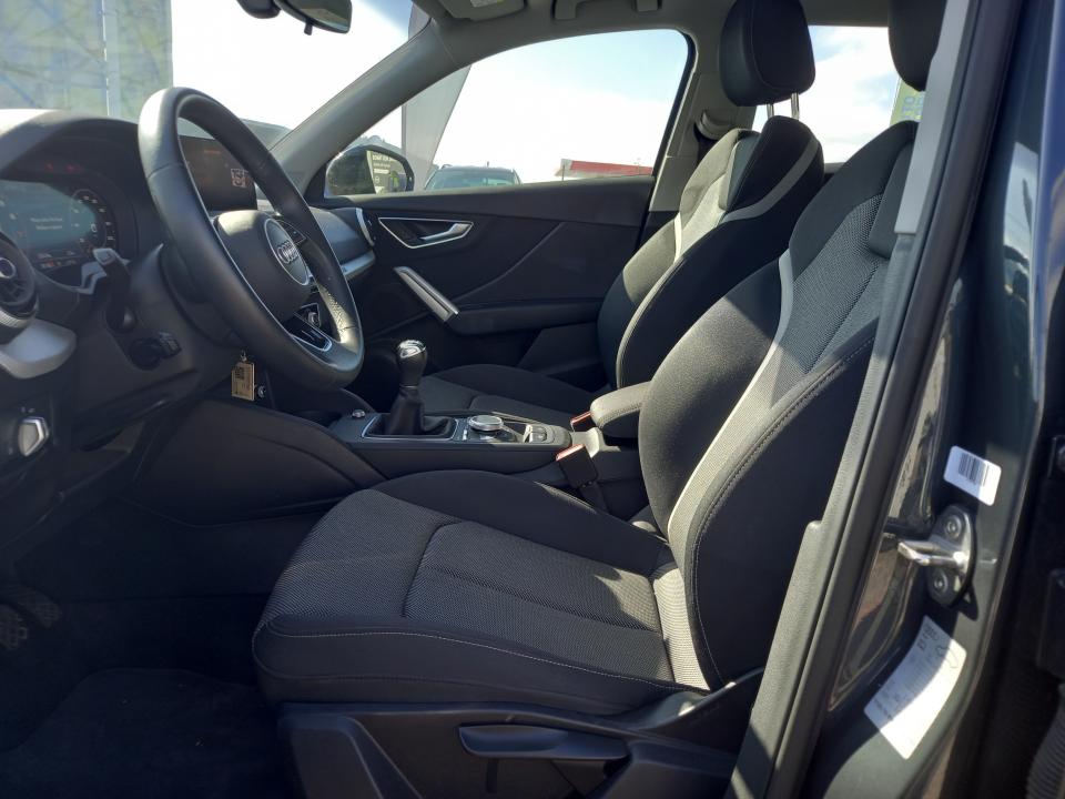 audi-q2-2024-gasolina-999cc