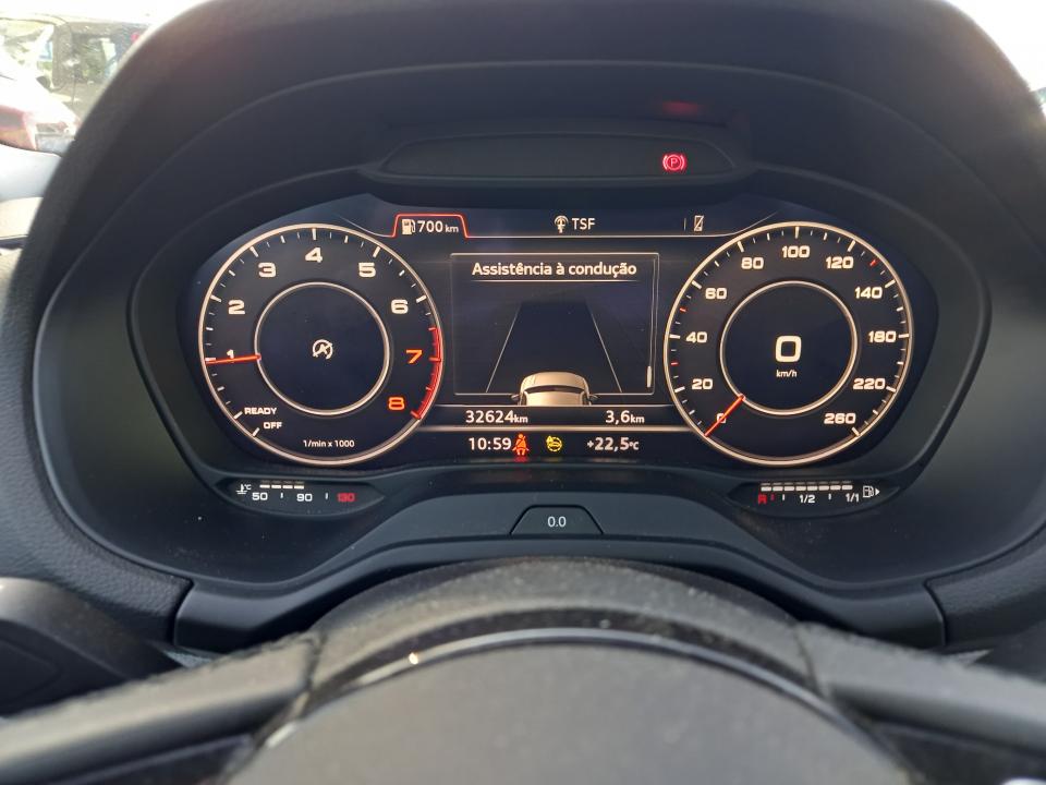 audi-q2-2024-gasolina-999cc