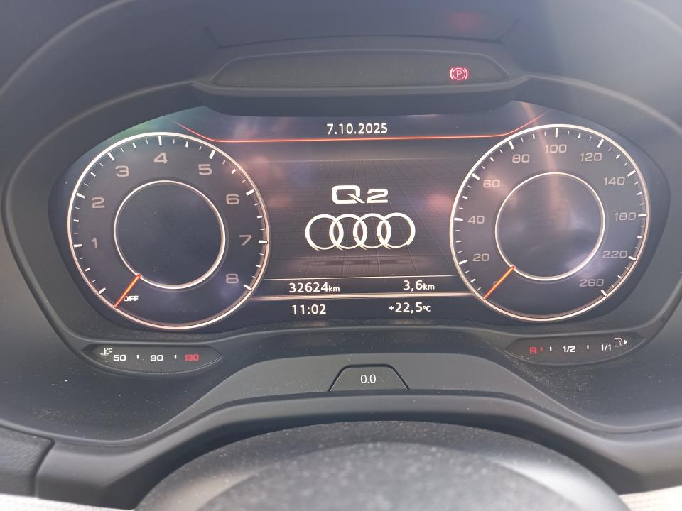 audi-q2-2024-gasolina-999cc