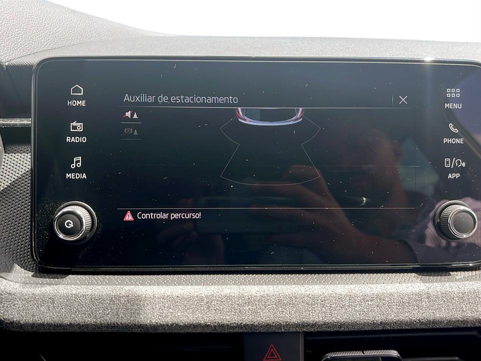 skoda-kamiq-2024-gasolina-999cc